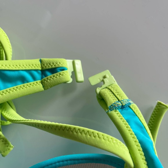 D&G Y2K Halter Tie String Bikini Set - Picture 15 of 16